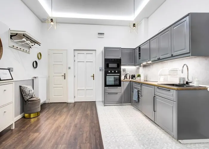 Apáczai Delux Apartment